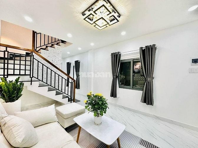 KẸT NỢ BÁN GẤP NHÀ DT 60M2 Đ.HOÀNG HOA THÁM -BT -GIÁ 1TỶ080TR 