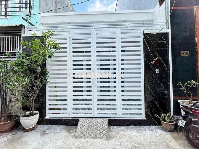 nhà thuê hẻm chợ 36 Bùi tư toàn an lạc bình Tân DT76,8m giá 9tr
