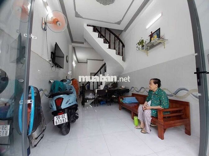 BÁN NHÀ 2 TẦNG MẶT TIỀN Ô TÔ -  KHU VỰC SẦM UẤT -  GIÁ CHỈ 3.65 TỶ