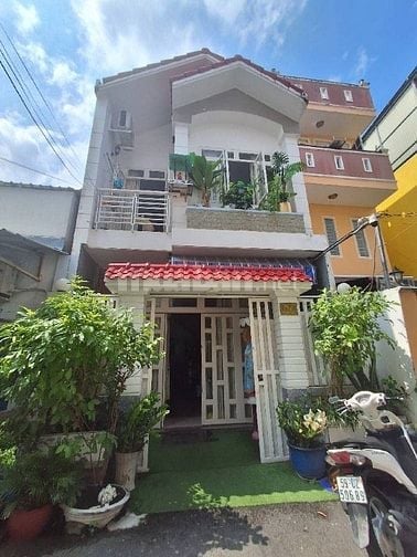 Hẻm xe hơi, gần ĐH Tài Chính, 02 Tầng, DT 5x15m