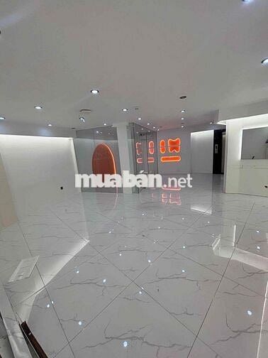 Cho thuê VP 70m2 Hoàng Sa nhà mới view sông thoáng mát