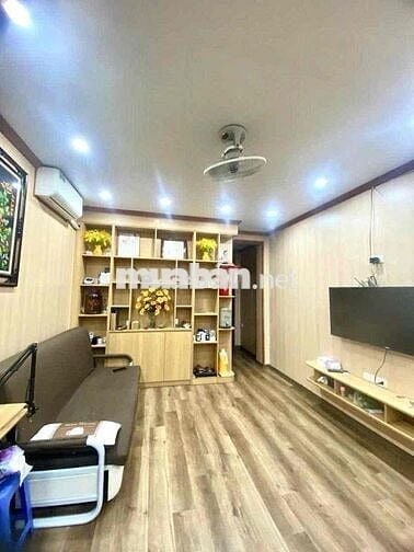 Lô góc ,TT Phương Mai ,nhà đẹp, ô tô đỗ cửa,  KD , full nội thất ,79m2