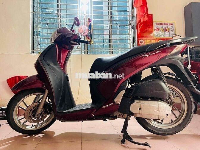 Xe nhà đang đi muốn bán để đổi xe