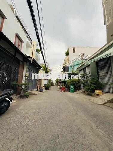 BÁN NHÀ 1/ LÊ VĂN QUỚI 4.6x16m HXH 7M THÔNG 2TẦNG SHR