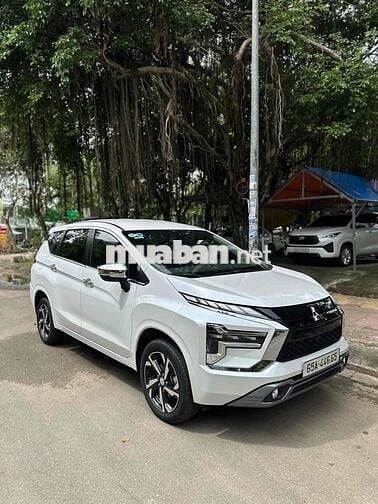 Mitsubishi Xpander 2023 AT Premium - 26000 km