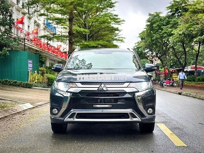 Mitsubishi Outlander 2022 2.0 CVT - 20000 km