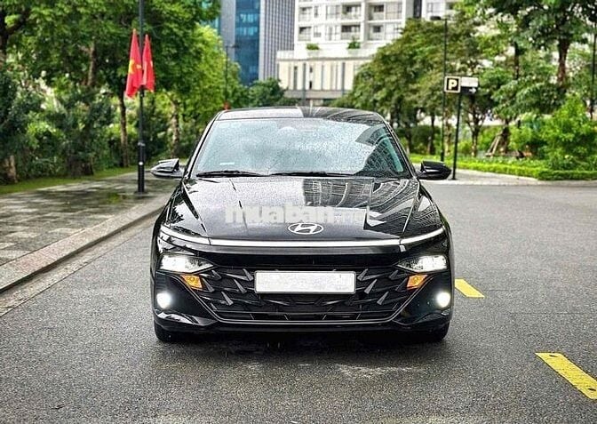 Hyundai Accent 2024 Cao cấp 1.5 AT - 4000 km