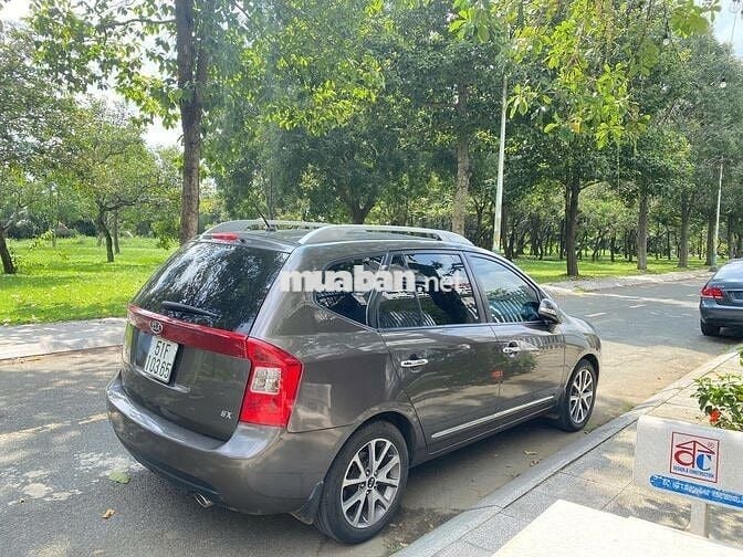 Kia Carens 2015 S SX 2.0 AT - 99000 km