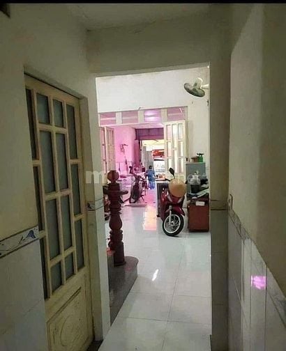 Chú ba bán nhà gấp 680tr,80m2,shr, đường 12m2,sẵn nội thất,dọn ở ngay 