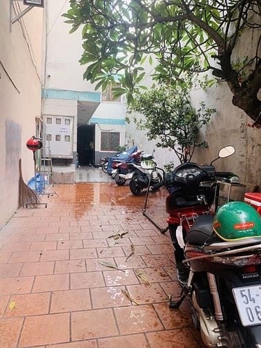 Nhà Mặt Tiền Nở Hậu Lớn, Kế bên Trường TH Tân Quy, DT 197m2