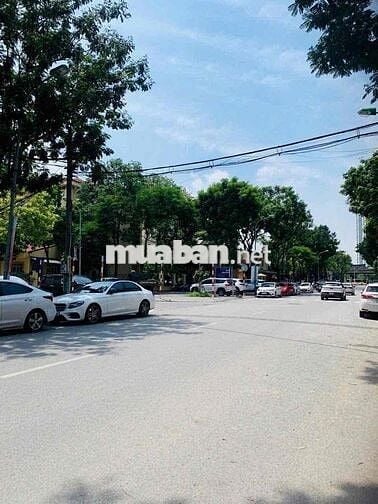 NHÀ PHỐ BÙI HUY BÍCH - QUẬN UỶ HOÀNG MAI - NGÕ RỘNG 8M - KHU DÂN TRÍ C