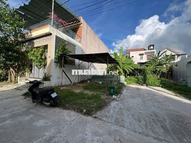 Đất đẹp vuông vức - khu dân cư đông. Đường ôtô – gần Nam Kỳ Khởi Nghĩa