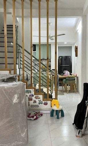 Chủ bán nhà 1T 1L, 60m2/990TR TÔN ĐẢN, Quận 4 - SHR - trường đại học
