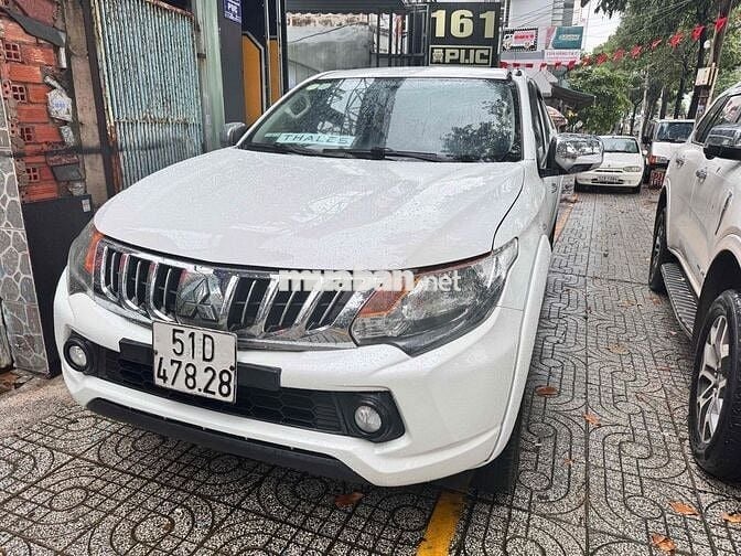 Mitsubishi Triton 2019 4x2 số sàn - 140000 km