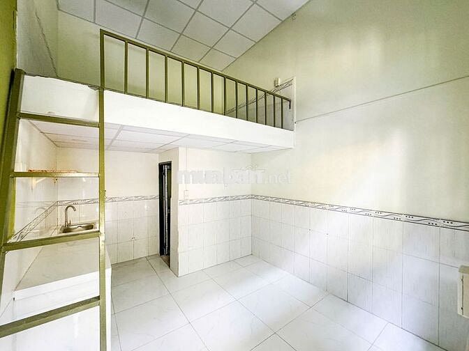 DUPLEX GIÁ RẺ - PHÒNG RỘNG - GÁC CAO - NHÀ MỚI - AN NINH - THOÁNG MÁT