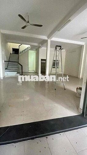 Cho Thuê Nhà Nguyên Căn. 8x23m, 3lầu Trống Suốt, Đường Tải 5Tấn,