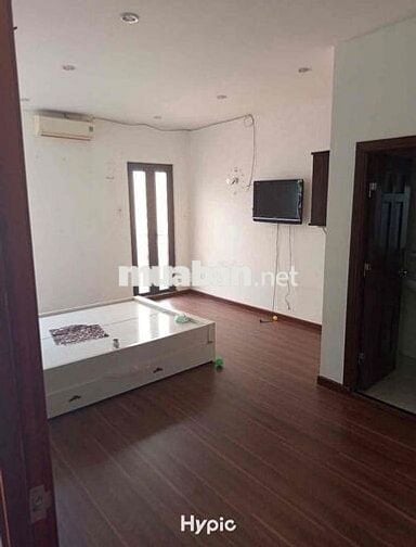 Cho Thuê Nhà Hẻm Kinh Doanh , Ngay Khu Chợ Vải , Cách 1 Căn MT NS