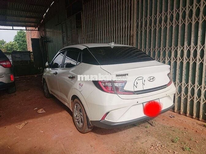 2022 sedan 5MT đủ - 37700 km