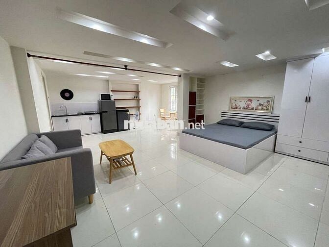 CHDV Studio Ban Công Dt 45m2 Full Nội Thất Khu Vực Trung Tâm Trống Sẵn