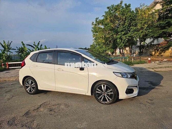 Honda Jazz 2019 1.5 VS - 90000 km