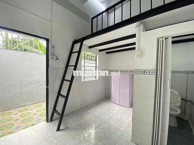 Phòng máy lạnh gác cao Free 2 xe