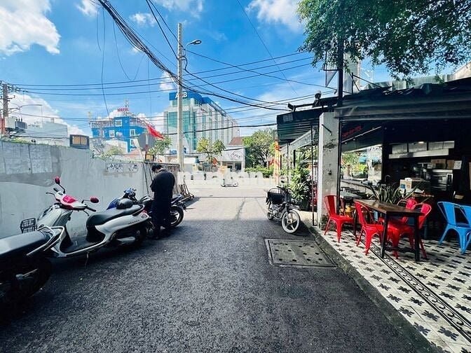 Vị trí vàng ngay Moonlight Đặng Văn Bi ngang 10m giá chỉ 24 tỷ nhỉnh!!