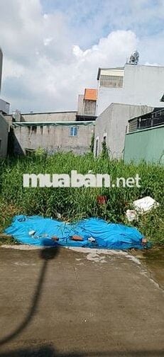 Đất 100m2(có hình),Q.12,giá:3tỷ700triệuvnd(bớt lộc chút đỉnh)