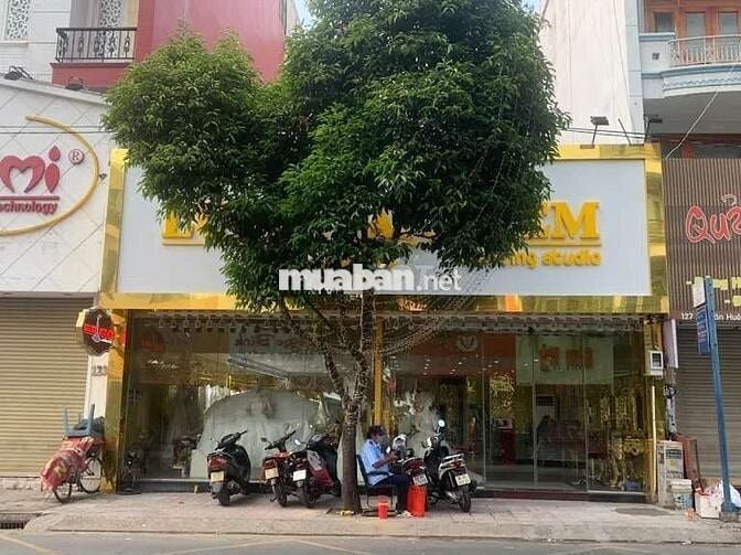 MĂTK TIỀN KHU PHỐ ÁO CƯỚI HỒ VĂN HUÊ, PHÚ NHUẬN