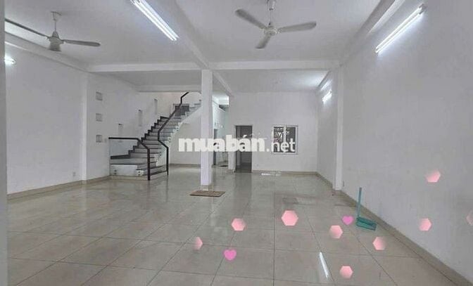 CHO THUÊ NHÀ 8X20(TRỆT+2LẦU) TRỐNG SUỐT ĐƯỜNG TẢI LỚN VÀO NHÀ