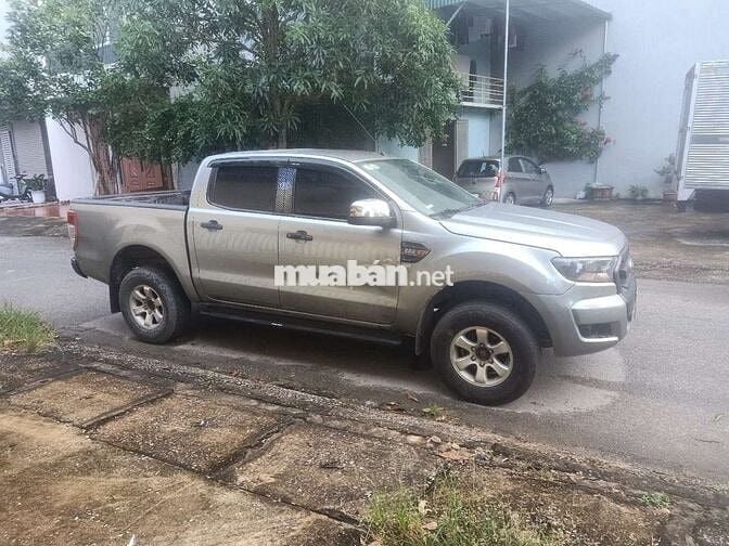 2015 XL 2.2L 4x4 MT - 140000 km