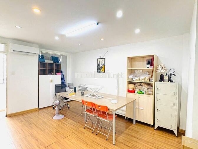 Văn phòng 30m2 giá rẻ Phú Nhuận miễn phí QL ngoài giờ