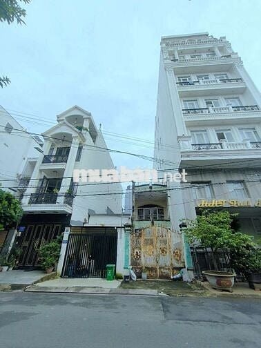 Bán nhà mặt tiền đs P.Tân Quy Q7 | dt 4,5x16m | Giá 11 tỷ