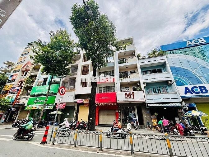 MT Trần Quang Khải Q1 – 5.5x20m, trệt 3Lầu ST , giá 45tr/tháng.