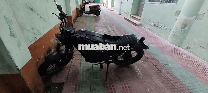 Suzuki GN125