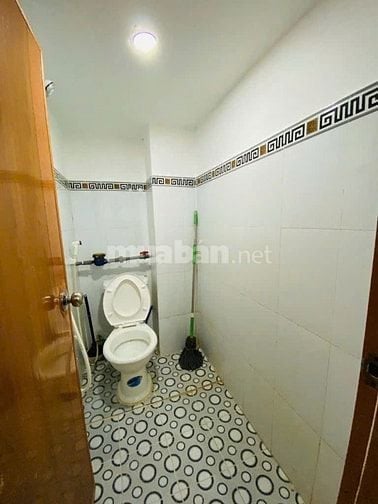 phòng trọ ngay trung tâm thành phố lớn