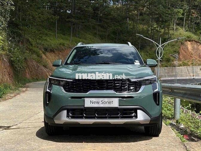Kia Sonet 2025 Deluxe 1.5 AT