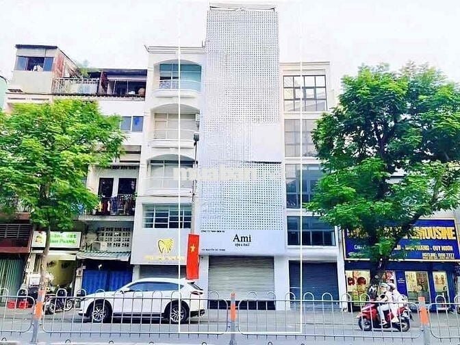 Nhà mặt tiền Nguyễn Cư Trinh, Q.1 – 5x18m nở hậu, 5 tầng, thang máy, v