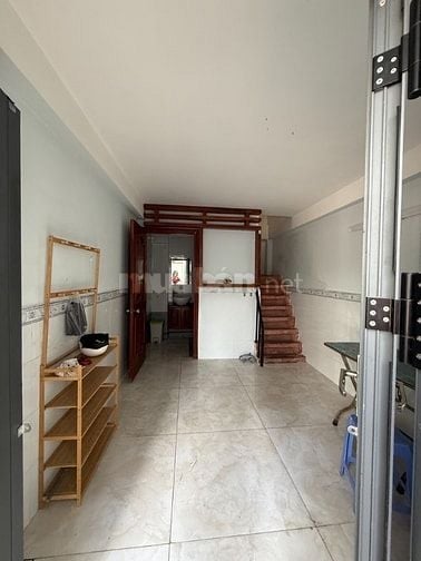 Nhà Nhỏ, Hẻm To ĐH Tài Chính, Hoàn công đủ 03 Tầng