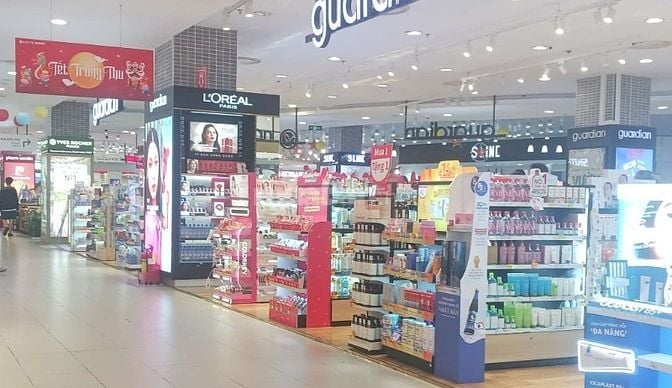 CẦN TUYỂN  NHÂN VIÊN NAM NỮ BÁN HÀNG + KHO