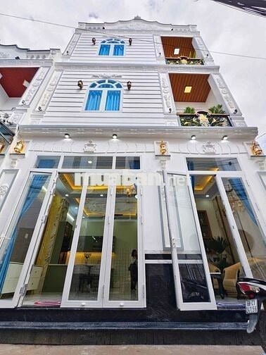 NHÀ TRỆT 2 LẦU MỚI ĐẸP FULL NỘI THẤT GÓC 2 MT  HẺM 7B NGUYỄN VĂN LINH