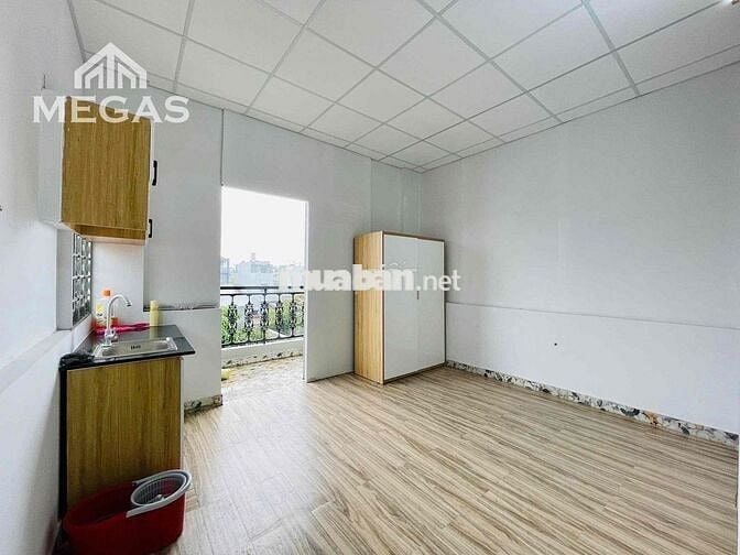 🔥 HinhThat BANCONG - 1PN - 1P bếp ngay CV Phú Lâm
