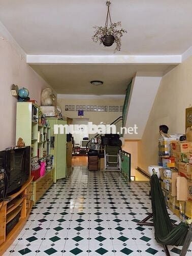 Nhà hẻm Trường Sa. P.17. Bình Thạnh 3.4x13.5m. 2 tầng; 3PN 3WC; 18tr