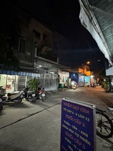 Nhà MT Đường số 12 đúc 2 tấm giáp tân phú 5.19 tỷ 