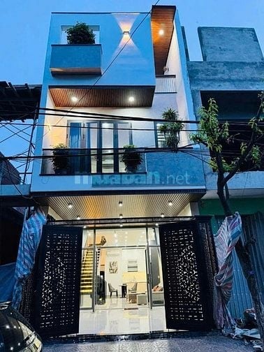 🏡 SIÊU PHẨM NHÀ 3 TẦNG NGUYỄN CHÍCH – Ở NGAY, KHÔNG CẦN SỬA!