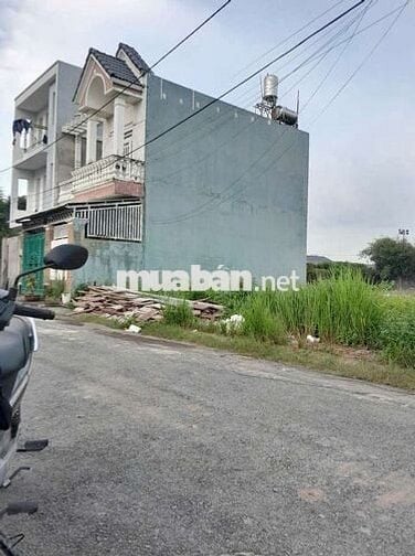 Đất 6,17 x 13 (81m2) 1 /hẻm nhựa 7m,cạnh khu du lịch Sinh Thái Hóc Môn
