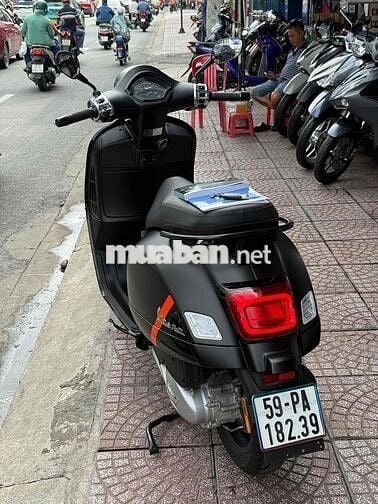Vespa GTS 150 KeyLess Smartkey 2025 200 KM