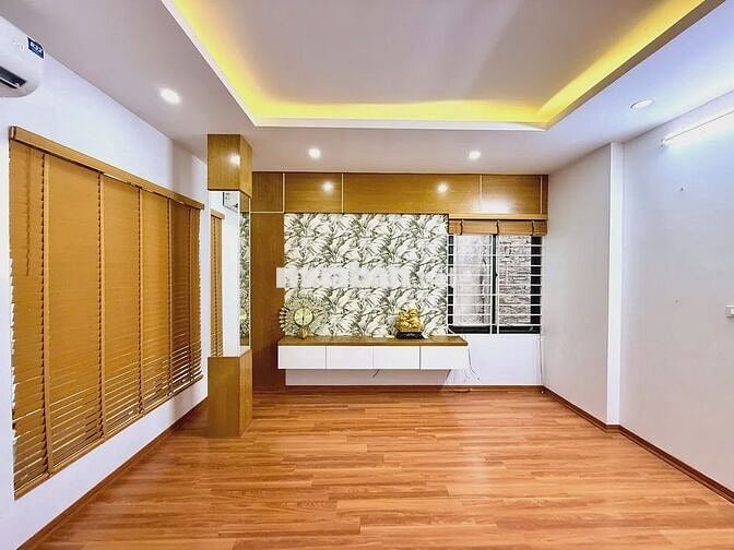 Bán nhà phố Pháo Đài Láng, nhà mới dân tự xây- full nội thất- 8,6 tỷ