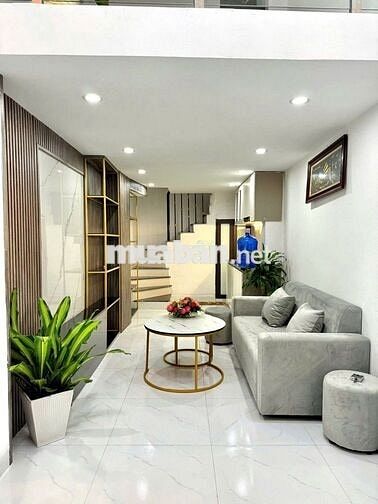 Bán Nhà Trương Định 25M x 5T Chỉ 5,85 Tỷ.Lô góc 2 thoáng full nội thất