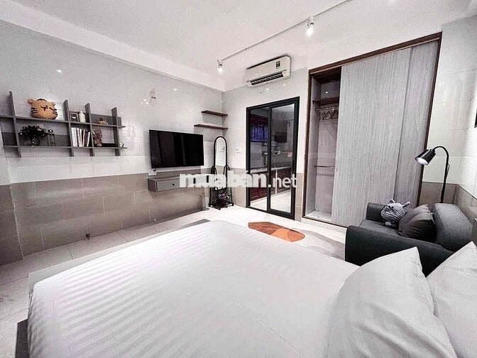 CĂN HỘ FULL NỘI THẤT CAO CẤP CÓ CẢ BAN CÔNG MÁY GIẶT RIÊNG