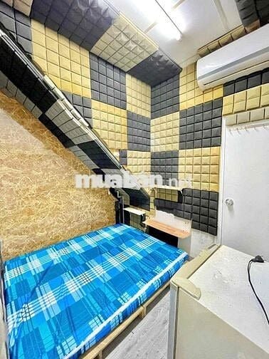 PASS PHÒNG Ở TRỆT - TRẦN HƯNG ĐẠO QUẬN 1 - FULL NỘI THẤT - WC RIÊNG